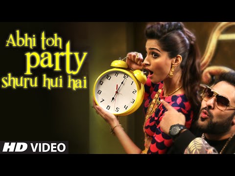 You are currently viewing abhi to party shuru hui hai Hindi Lyrics-Badshah,Aastha Gill